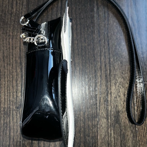 💯Authentic Betsey Johnson Glow in the Dark Ghost Cat Crossbody bag viral TIK TOK - Picture 4 of 14